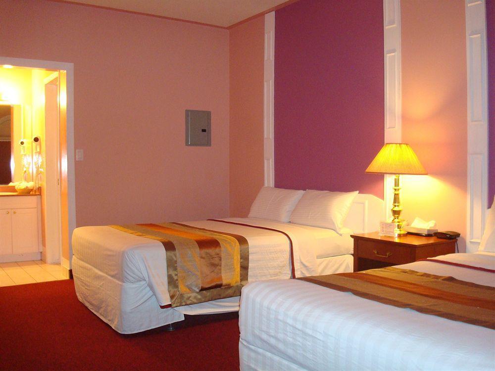 Motel Grewals And Suites 2*