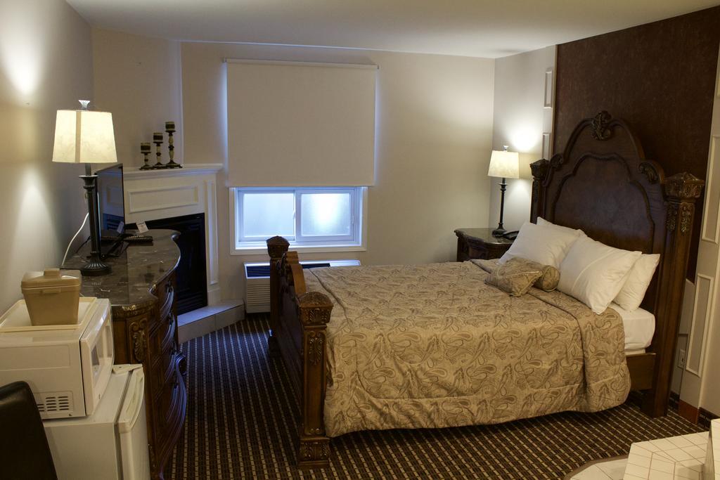 Motel Grewals And Suites