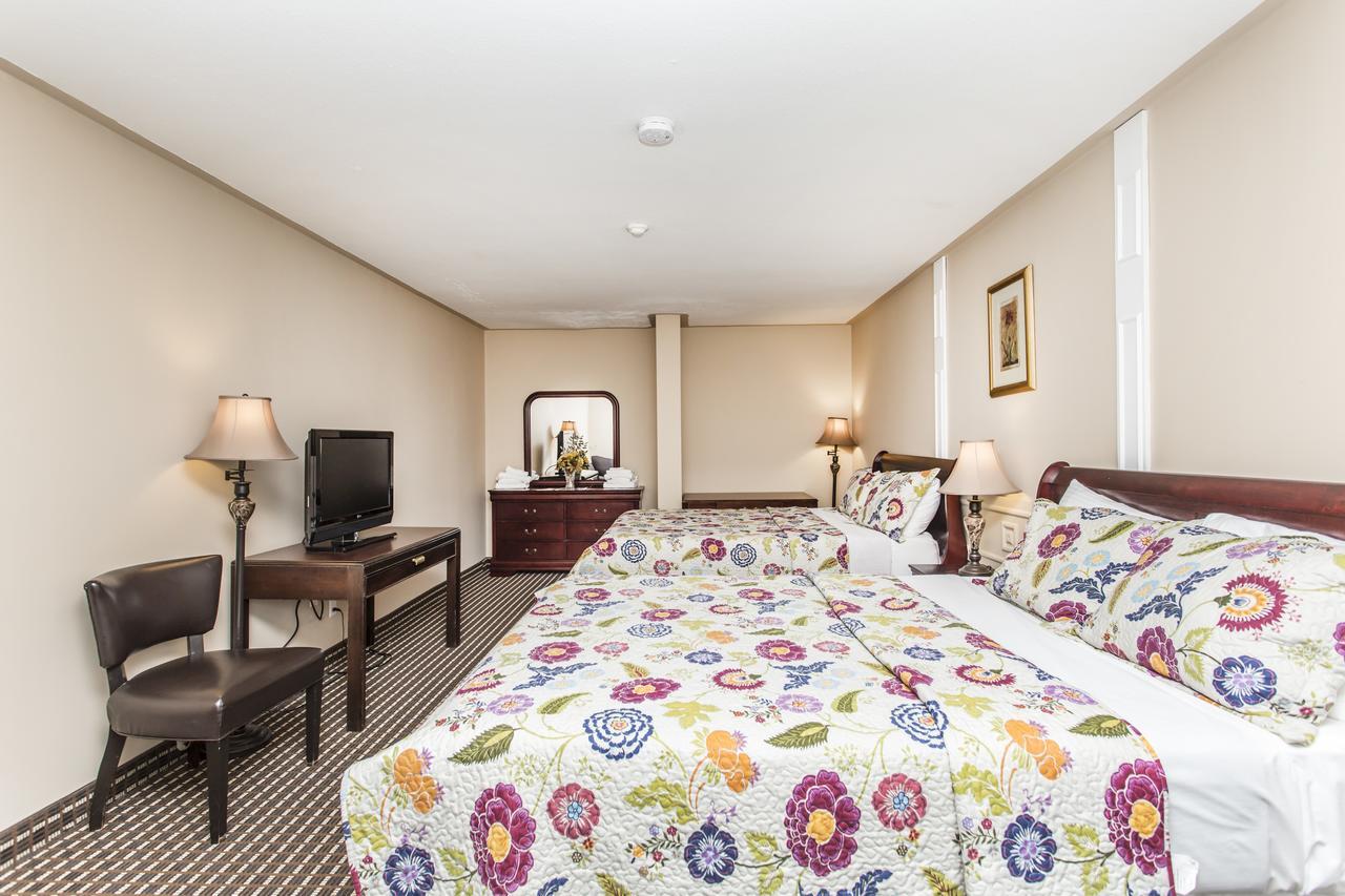 Grewals And Suites Motel
